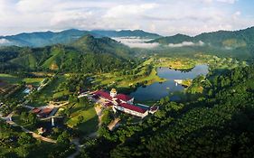 Katathong Golf Resort & Spa
